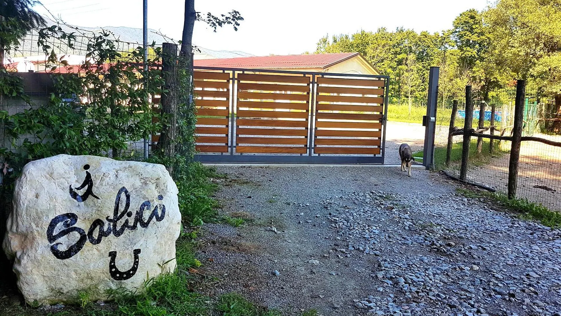 Casa Vacanze Centro Ippico I Salici Villa Clivio Italy